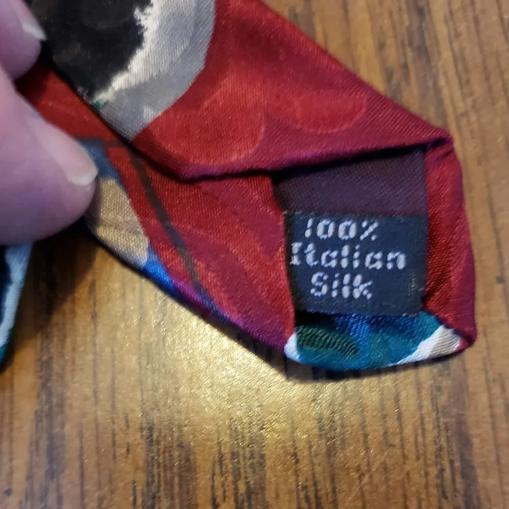 Halston III Abstract Red and Blue Pattern Geometric Shapes 4 Inch Wide Necktie